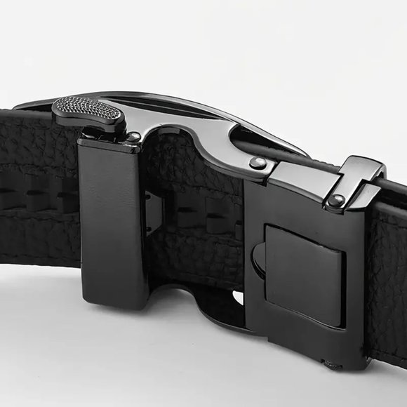 Men's Business Casual Leather Belt with Automatic Buckle and Checkerboard Detail - Picture 5 of 6